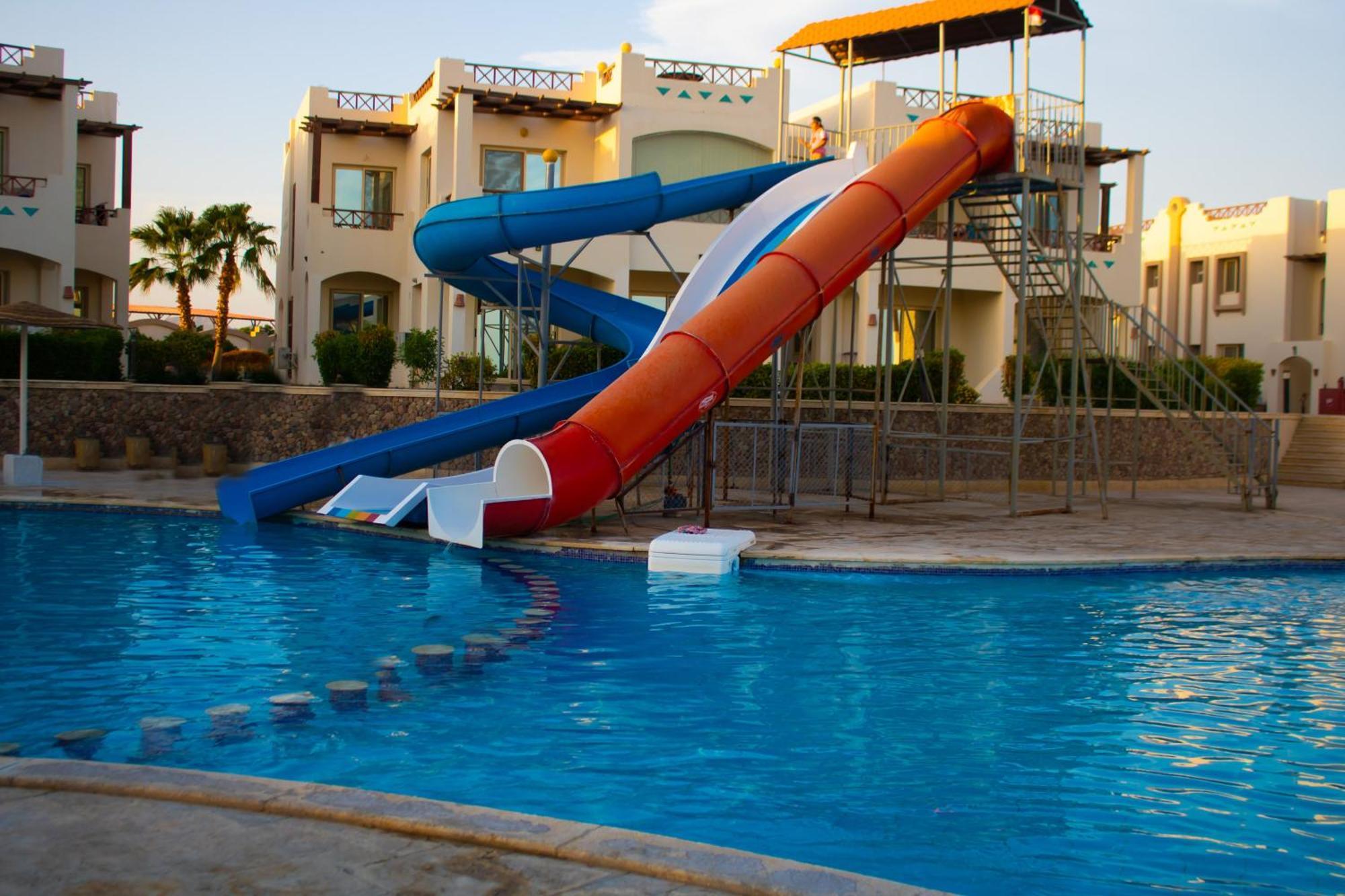 Sharks Bay Oasis Resort & Butterfly Diving Center Sharm el-Sheikh Exterior photo